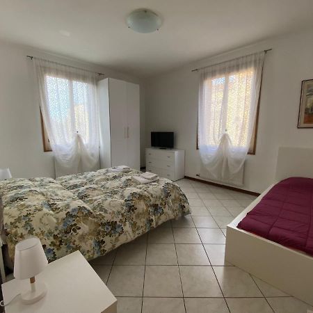 Little And Cozy Flat Near Venice Marghera Extérieur photo